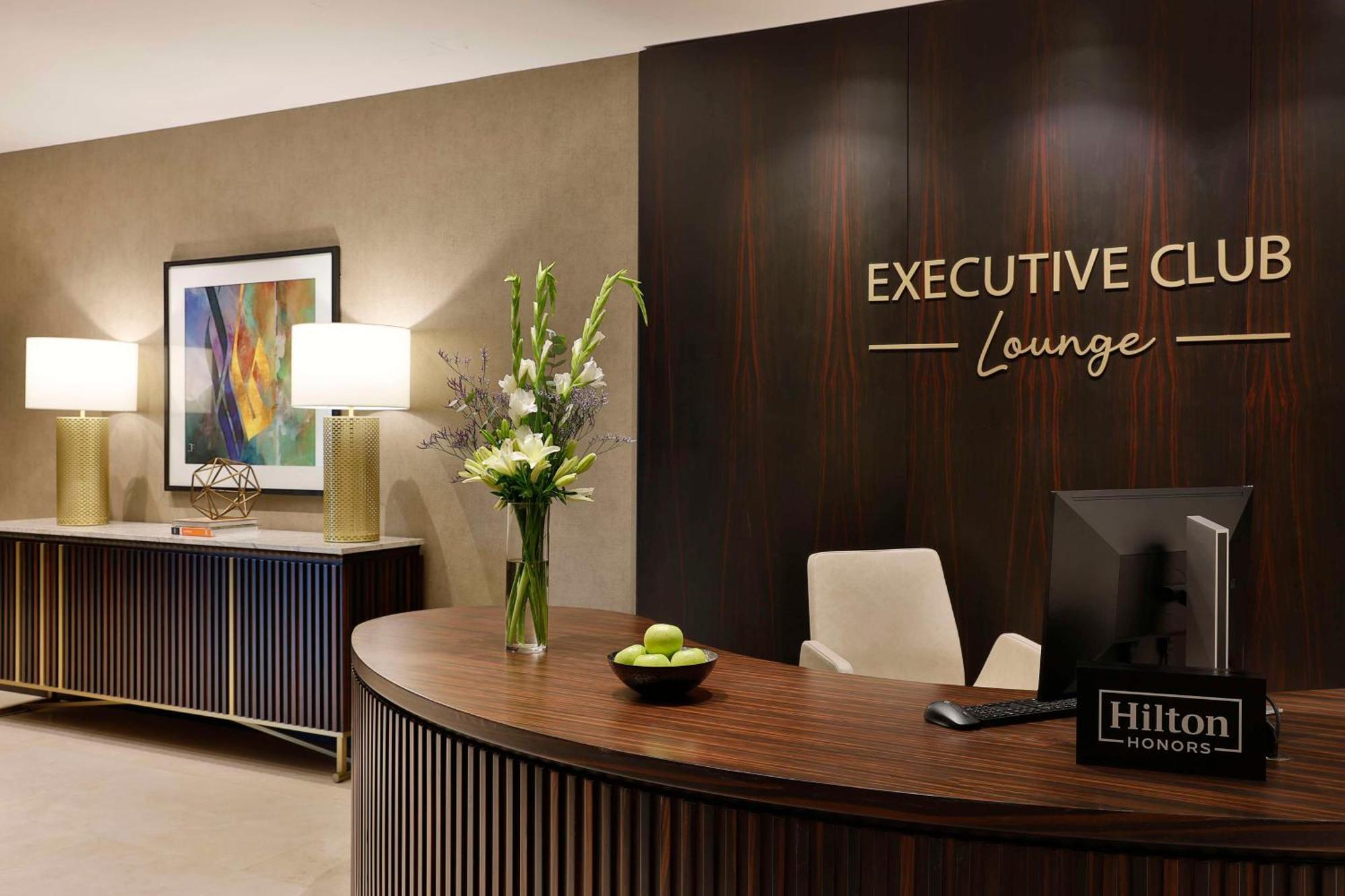 Hilton Riyadh Olaya Exterior foto